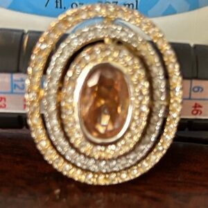 Elegant Gold and Silver Women's statement Ring